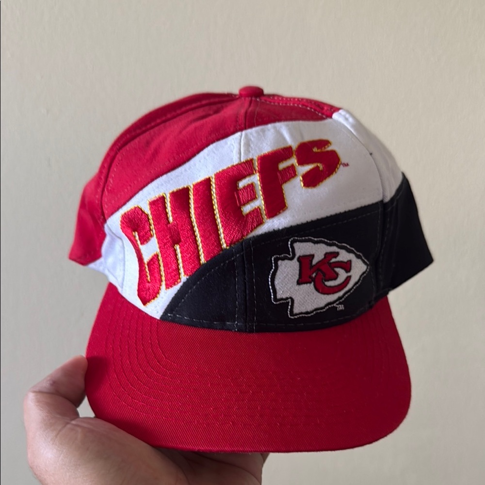 Kansas City Chiefs Red Cap Snapback Hat